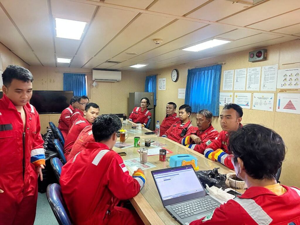 crew metting